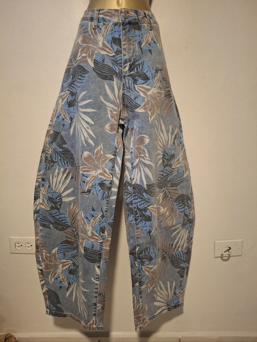 Wide Leg Floral Print Denim Pants - Blue & Brown